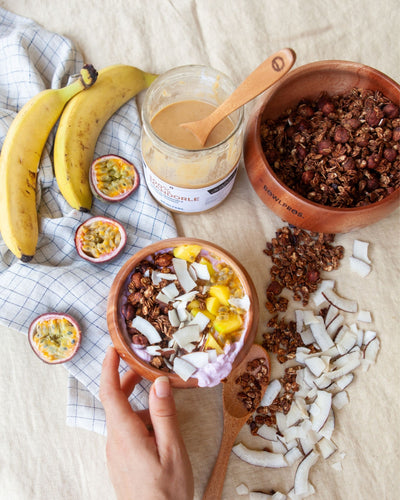 La bowl in legno di mogano sarà l'alleata perfetta per colazioni sane, pranzi veloci e insalatone