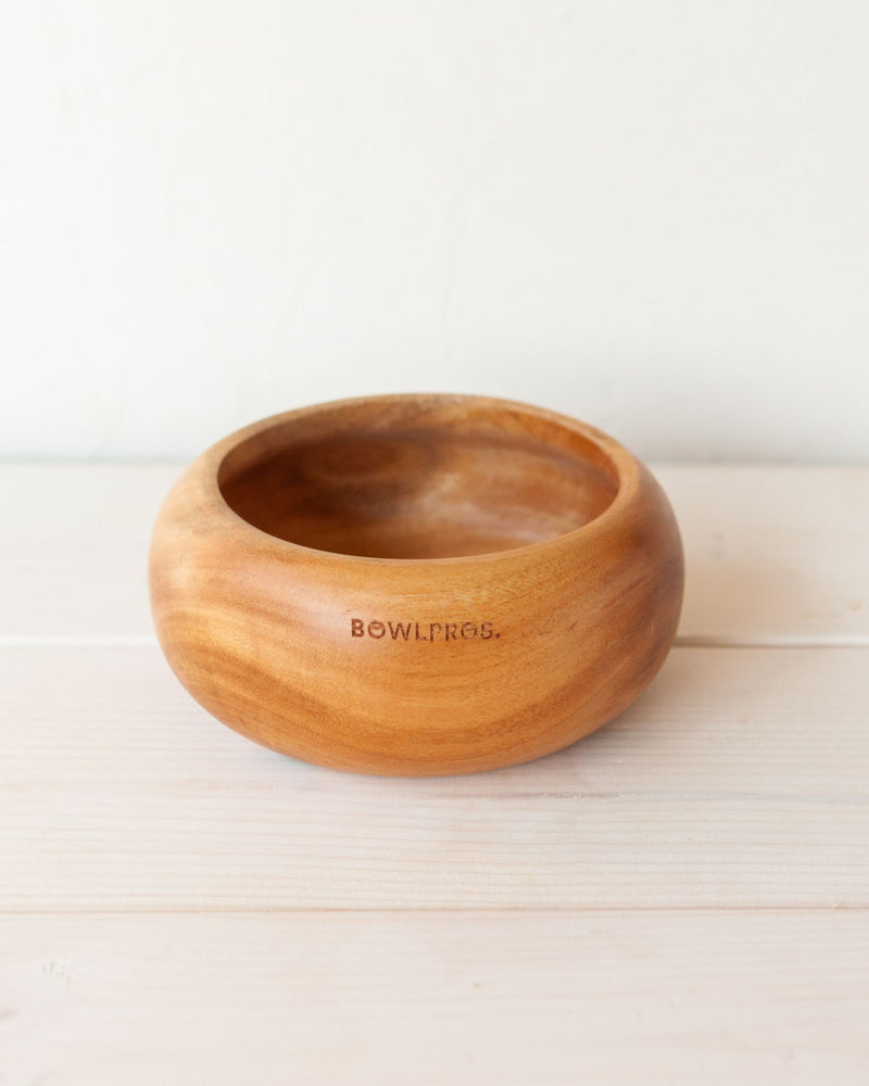La bowl in legno è una ciotola certificata MOCA che potrai usare sulla tua tavola per uno stile tropicale