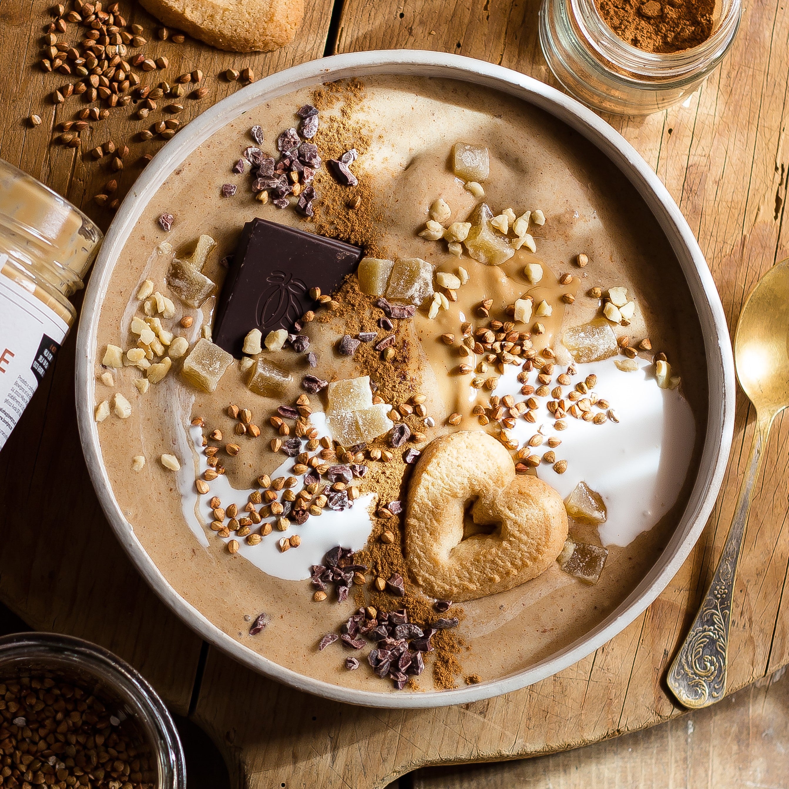 Cinnamonroll Smoothie Bowl - Cannella e Cioccolato