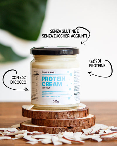 La nuova crema proteica al cocco di Bowlpros ricca di proteine ma ancora più di gusto puro del cocco