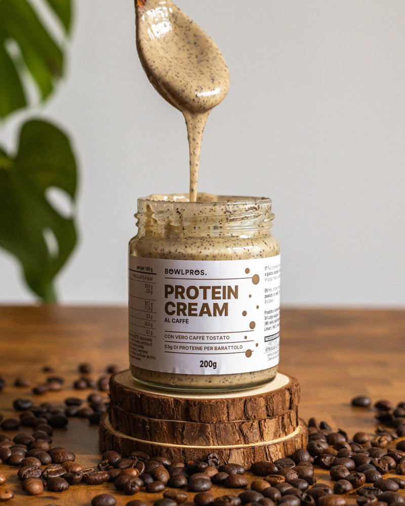 Crema proteica al caffè con vero caffè tostato