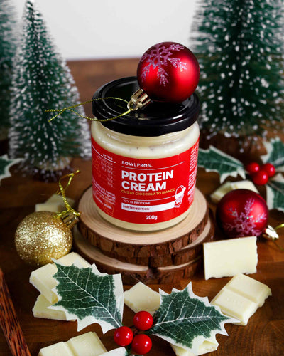 Il Natale più bello con la nostra Crema Proteica al Cioccolato Bowlpros