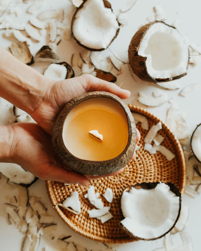 Coco Candle Cocco Tostato è la candela profumata perfetta per creare l'atmosfera giusta a casa tua