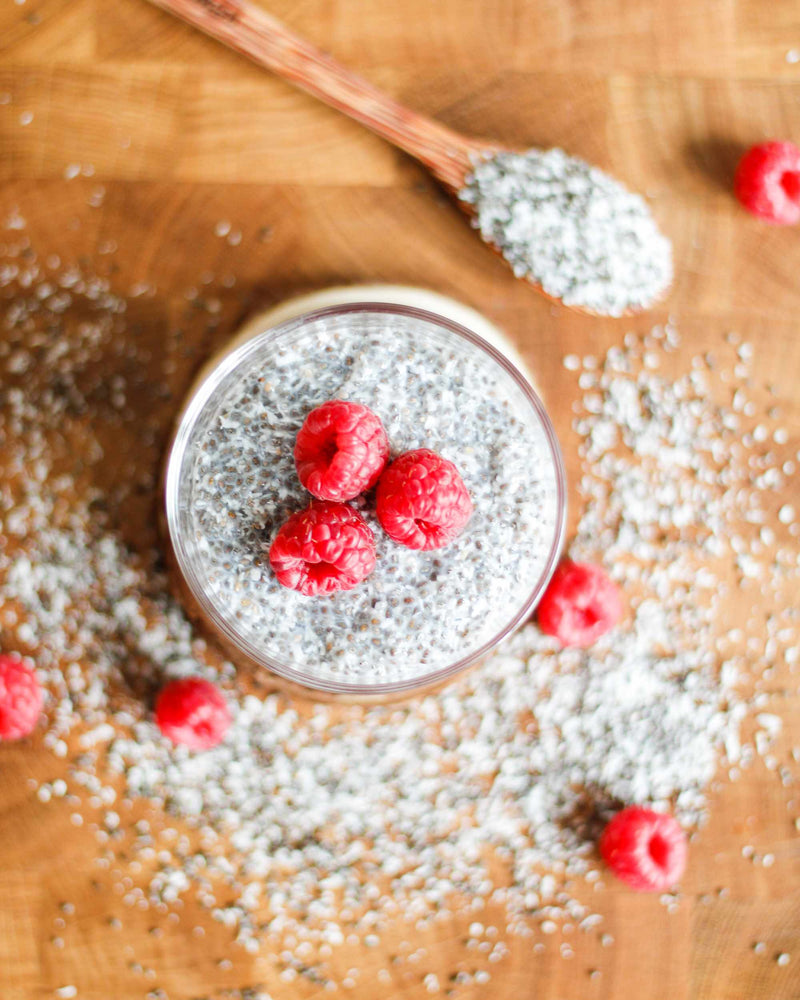 Il Cocco a rinforzare il nuovo Chia Pudding di Bowlpros, da provare assolutamente. Gusto naturale e salutare per lo snack ideale.