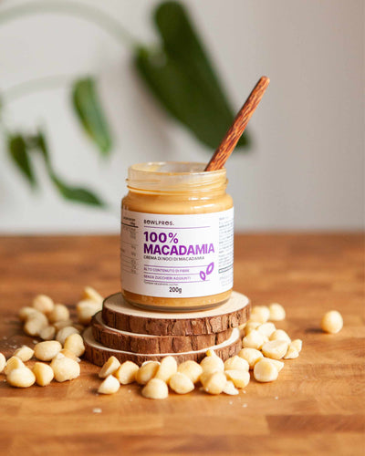 La crema 100% noci di macadamia è una fonte ricca di fibre ed è realizzata senza zuccheri aggiunti
