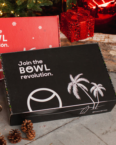 Con la Box natalizia Bowlpros potrai mettere sotto l'albero un regalo perfetto con all'interno tutti i prodotti che ami